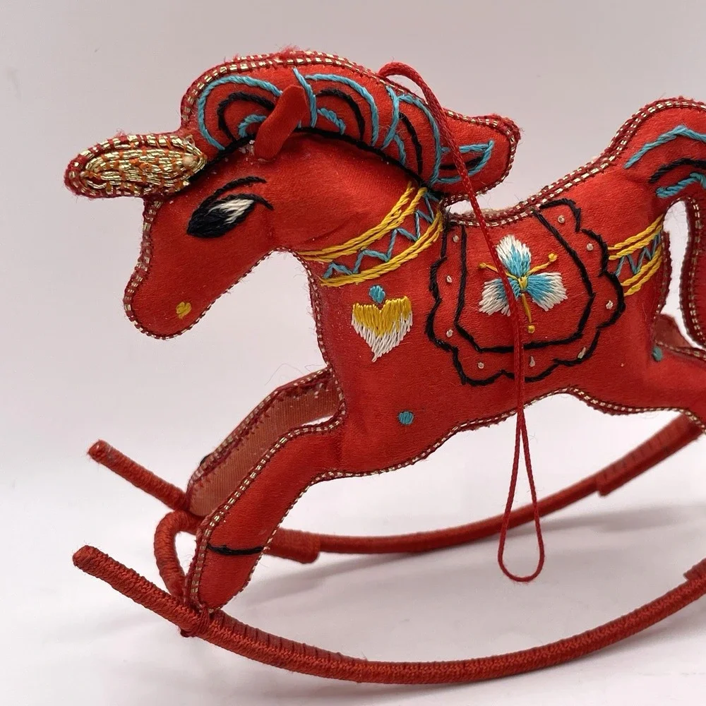 The Unbranded Brand vintage chinese